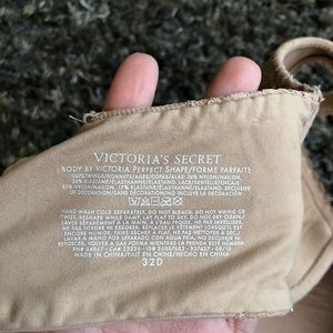Victoria’s Secret body perfect shape bra